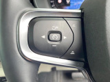 【全車速対応アダプティブクルーズコントロール】ミリ波レーダー+ステレオカメラ+赤外線により前方車輌を認識し、速度や車間距離を維持・調整。高速道路走行時や渋滞時にドライバーの負担を大幅に軽減します。