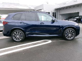 当社の新車販売下取車を多く扱っております。しっかりと整備され、大切に乗られた認定中古車を是非ご覧ください。営業スタッフ3名事務2名で毎日元気に営業しております。お気軽にご来店いただけたら幸いです。