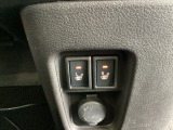 運転席/助手席シートヒーターで寒い日もすぐに温かくなり快適に過ごせます。