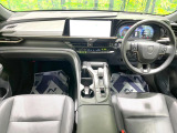 クラウンクロスオーバー 2.5 G アドバンスト レザー パッケージ E-Four 4WD 