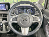 【ステアリングスイッチ】運転中、前方から目線をそらすことなく、オーディオ等の操作が可能な便利機能!安心&快適なドライブを演出してくれます♪