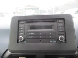 AM/FMラジオチューナー、CDプレーヤー機能付き