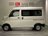 納車前にはプロのメカニックが点検、整備を行いますので安心してお乗り頂けます!!
