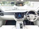 V60 アルティメット B4 ダーク エディション 