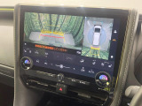 【パノラミックビューモニター】専用のカメラにより、上から見下ろしたような視点で360度クルマの周囲を確認することができます☆死角部分も確認しやすく、狭い場所での切り返しや駐車もスムーズに行えます。