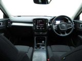 XC40 B4 AWD モメンタム 4WD 