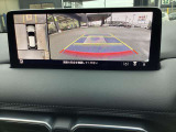 【360&deg;ビューモニター】  とても分かりやすい、クルマの上から見下ろしたような映像で、駐車サポートをしてくれます。