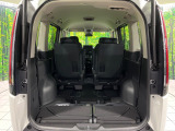 【パワーバックドア】スマートキーや運転席のボタンを押すだけでリアゲートが自動で開閉します!荷物を持っている時や、高い位置にあるバックドアを閉める際に便利な機能です♪