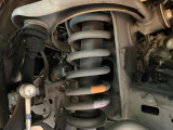 お車を安心してお乗りいただく為には、足回りの定期点検が欠かせません。サービスサポート(有償保証)では無料点検もご提供しており、安心のカーライフをお過ごしいただけるサポート体制が整っています。