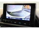 バックカメラ付き!後方もナビで確認できますので駐車もラクラクです!!