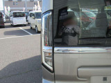 万が一の事故等が起きたときには、自社所有の積載車でお客様の大切なお車を 現地まで積載にお伺いいたします。また、代車を無料でご準備いたします!