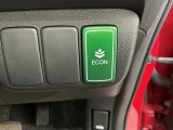 エンジンやエアコンなどを協調制御し燃費の向上に有効なECONスイッチ付きです!