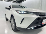 フォグランプ装着車です。暗い夜道の車両前方を明るく照らします