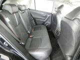 ゆとりある広々とした車内空間は、ドライブを始め買い物やレジャーなど、幅広く活躍します。一人でもみんなとでもお出かけを楽しみましょう!