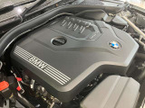 【ご納車前点検】BMW認定中古車は100項目の箇所を徹底的にチェック致します。機械的な箇所や電気系、コンピューターなどをご納車前に点検し、交換基準に達した部品は全て新品に修理返品した後にご納車致します。