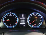 視線移動が少なく疲れにくいメーターです。