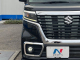 【LEDヘッドライト】悪天候や夜間走行時も良好な視界を確保し安心して運転できる高輝度LEDヘッドライトを装備!点灯速度が早く、消費電力も抑えられています。