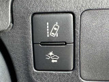 ★衝突被害軽減ブレーキ★先行車との距離を検出!前方車など検知し危険時、警告やブレーキ作動で衝突被害の軽減を図る装置です!