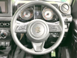 【純正革巻きステアリング】上質な革を使用することで、手にしっかり馴染みとても運転しやすいハンドルです♪