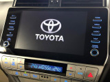 【メーカー純正ナビ】インテリアに溶け込むスタイリッシュな「専用設計」メーカーナビを装備♪視認性や操作性など基本性能にも優れ、より上質なカーライフをお楽しみいただけます。