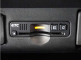 ◆ETC◆有料道路を利用する際にスムースに通過でき、わずらわしい料金支払いから開放されます!今や無いと不便に感じるほど必需品の装備ですね♪