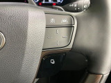 【レーダークルーズコントロール】高速道路での長距離走行が楽に!!自動で速度を保つクルーズコントロールが、衝突軽減システムと連携し、前方の車両を感知して車間を保つように速度調節してくれます!!