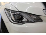 ■LEDライト■ 発光効率が非常に高い為、バッテリーに優しいのが特徴!見た目もシャープでおしゃれと、デザイン面でも人気の高いLEDヘッドライトです!