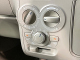寒い冬も暑い夏も全席に快適な空調を届けてくれる、ダイヤル式エアコンを装備♪