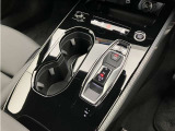 他の店舗でも商談している可能性があります。お車の詳細についてはアウディ奈良 中古車担当までお気軽にお問い合わせ下さい。