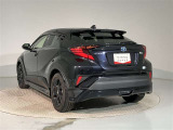 ご来店希望ございましたら、ご出発される時にお電話いただければ、その時点で在庫確認いたしまして、商談中でなければ向かっていただいている間、予約にしお待ちすることができますのでお気軽にご連絡ください。