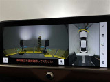 フロントカメラは運転席よりも前の視界を確保することで事前に危険を予知し、事故や衝突を防ぎます。