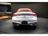 メルセデスの認定中古車「サーティファイドカー」では、万一お車が故障した場合も、ご購入後1年間もしくは2年間※は走行距離にかかわらずメルセデス・ベンツ正規サービスネットワークで無料修理いたします
