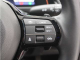 ◆アダプティブクルーズコントロール◆予め設定した車速内でクルマが自動的に加減速。前走車との適切な車間距離を維持しながら追従走行します。【LKAS】車線維持支援システムでステアリング操作を支援。