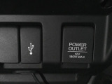 USB・アクセサリーソケットです。