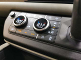 【電子制御エアサスペンション￥341,000】エアサスペンションを搭載しておりますので、車高を上げ下げすることができます。また、走行モードも切り替えられます。