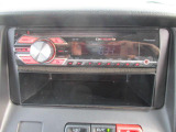 純正CDdす。お気に入りの音楽やラジオ番組を聞きながら毎日の運転をお楽しみ下さいね♪