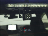 リヤ用ドライブレコーダー装備!これがあれば、相手方が危険運転をしてきた場合などでも客観的に証明でき、事故や事件の直接的な証拠の確保にも生り得ます。