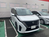 セレナ 1.4 e-4ORCE ハイウェイスターV 4WD 