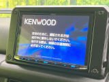 【ナビゲーション】目的地までしっかり案内してくれる使いやすいナビ。Bluetooth接続すればお持ちのスマホやMP3プレイヤーの音楽を再生可能!毎日の運転がさらに楽しくなります!!