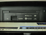 純正メモリーナビ(MM521D-L) CD・DVD・ブルーレイ再生  CD録音可 フルセグTV  Bluetooth対応★携帯電話にダウンロードした音楽が車内でも楽しめます。ハンズフリー通話も可能です!