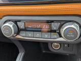 ダイヤル、スイッチ式エアコンです。スタイリッシュなデザインで掃除も簡単です