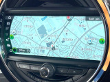 ●純正ナビ:一体感のあるナビは、高級感ある車内を演出してくれます。Bluetooth再生などオーディオ機能も充実しておりますので、運転もより楽しめます♪
