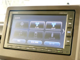 CD、Bluetooth、AM、FM、AUX、スマートフォン接続ができます。
