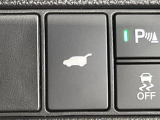 【パワーバックドア】スマートキーや運転席のボタンを押すだけでリアゲートが自動で開閉します!荷物を持っている時や、高い位置にあるバックドアを閉める際に便利な機能です♪