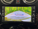 【バックカメラ】駐車時に後方がリアルタイム映像で確認できます。大型商業施設や立体駐車場での駐車時や、夜間のバック時に大活躍!運転スキルに関わらず、今や必須となった装備のひとつです!