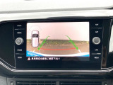 リアビューカメラを装備、狭い駐車場も安心です。