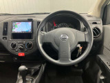 【運転席・助手席転席】運転席の足もともゆったりで長距離ドライブでも快適に★