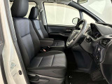 見通しのよいすっきりとした視界で、誰でも運転しやすいです。運転のしやすさは疲れにくさにも繋がりますよ♪