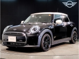 F55 5Door Cooper DCT が入庫しました。ボディーカラーはミッドナイトブラックのお車です。