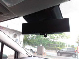 ☆ミラーとカメラの映像の切り替えができるインテリジェントルームミラーです。